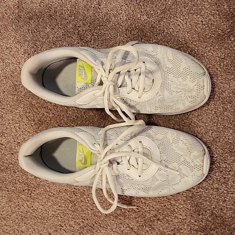 Nike shoes